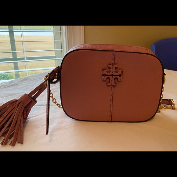 Tory Burch McGraw Camera bag with matching McGraw Bi-fold Wallet - Picture 2 of 13